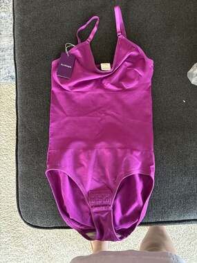 Heyshape Ultra-Comfortable Seamless Shaping Bodysuit in Magenta Size L